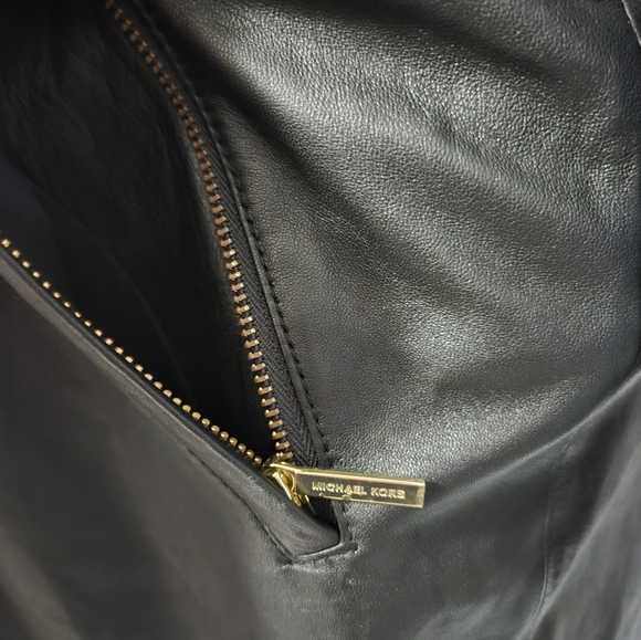 Michael Kors Lambs Leather Black Dress. Size 8 - Picture 5 of 16